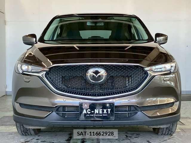 Mazda CX-5 2017-09 7250401-12