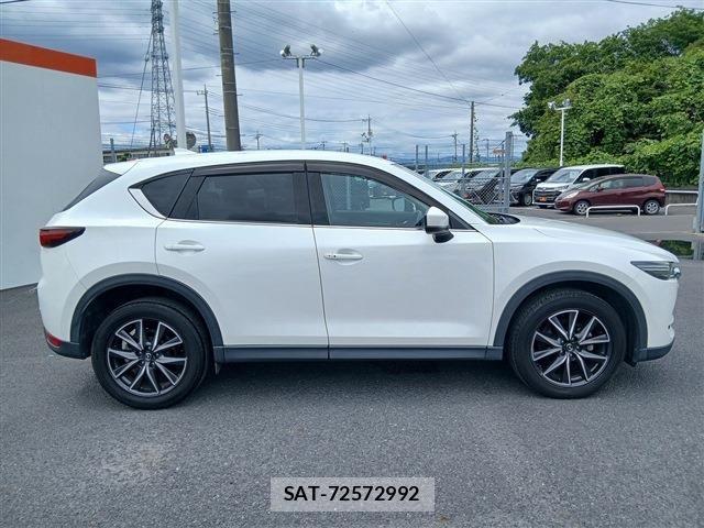 Mazda CX-5 2017-08 7326546-8