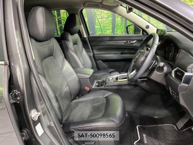 Mazda CX-5 2022-11 7616007-7