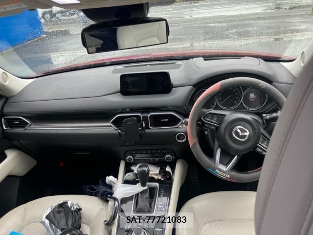 Mazda CX-5 2019-04 7616013-14