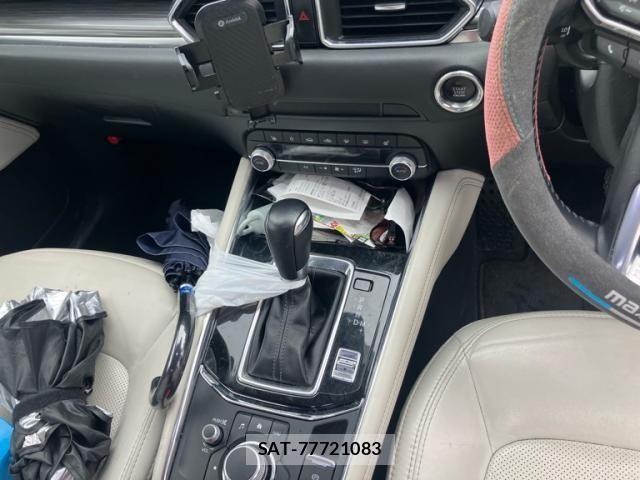 Mazda CX-5 2019-04 7616013-19