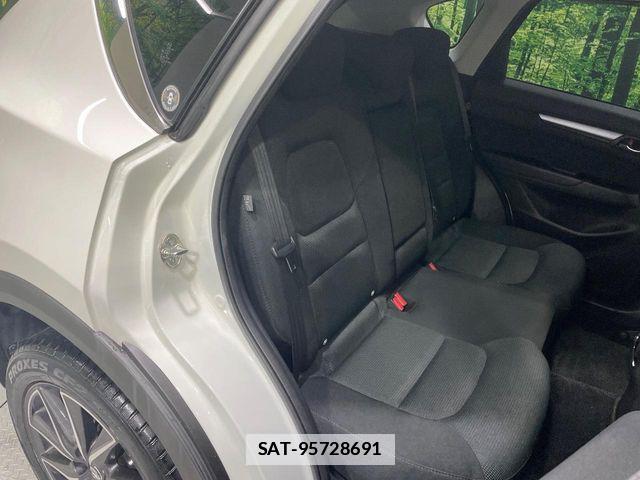 Mazda CX-5 2017-07 7902482-9