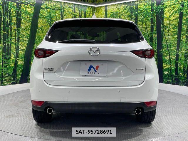 Mazda CX-5 2017-07 7902482-15