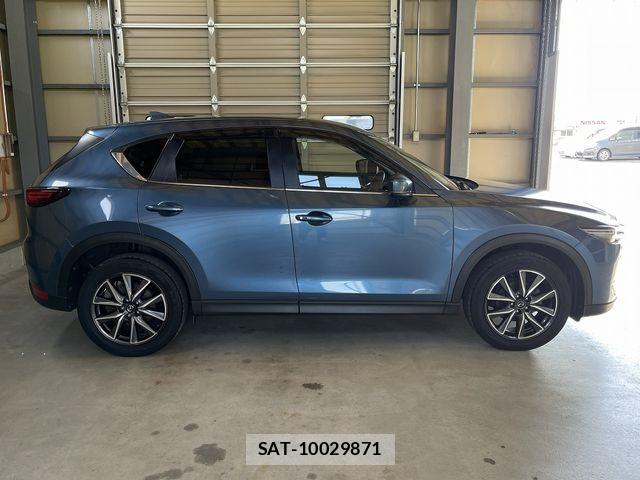 Mazda CX-5 2017-08 7961113-21
