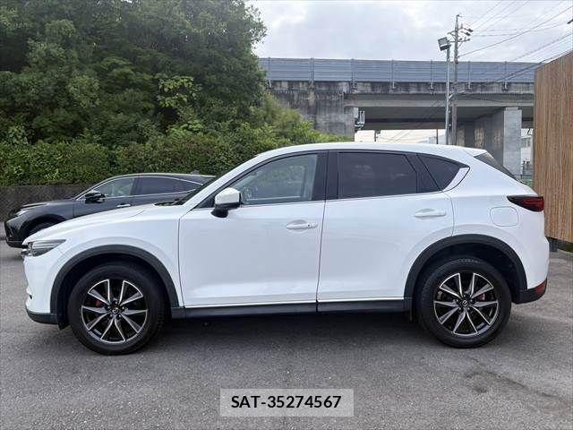 Mazda CX-5 2017-06 7961112-24