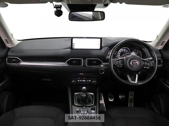Mazda CX-5 2022-02 7961109-7