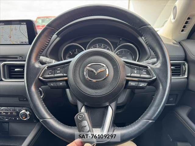 Mazda CX-5 2017-10 8129645-6