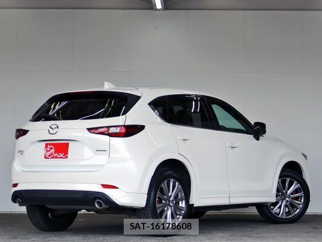 Mazda CX-5 2022-02 8129627-13