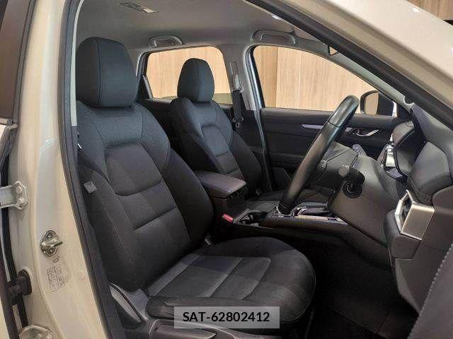 Mazda CX-5 2017-09 8207174-9