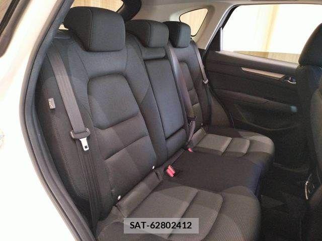 Mazda CX-5 2017-09 8207174-10