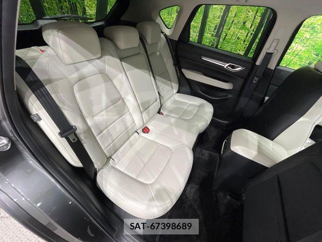 Mazda CX-5 2019-08 8207170-9