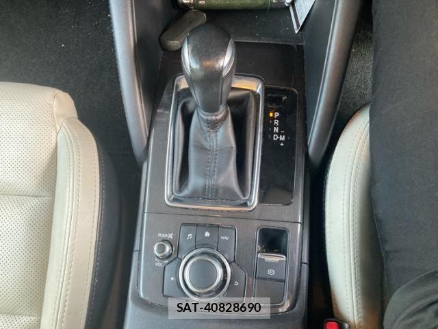 Mazda CX-5 2015-08 8207179-18