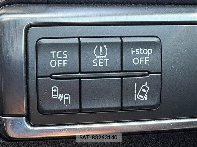 Mazda CX-5 2016-02 8207175-6