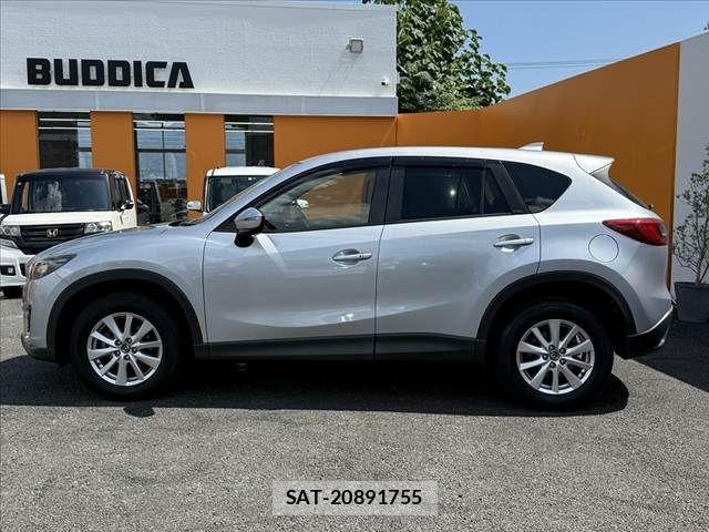Mazda CX-5 2015-08 8207180-10