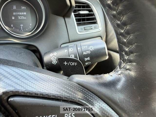 Mazda CX-5 2015-08 8207180-23