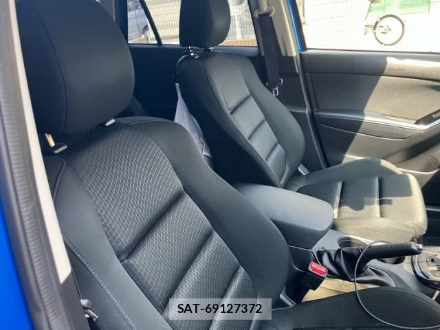 Mazda CX-5 2013-09 8229490-8