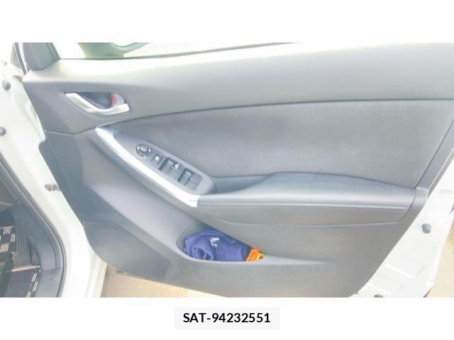 Mazda CX-5 2013-09 8229493-9