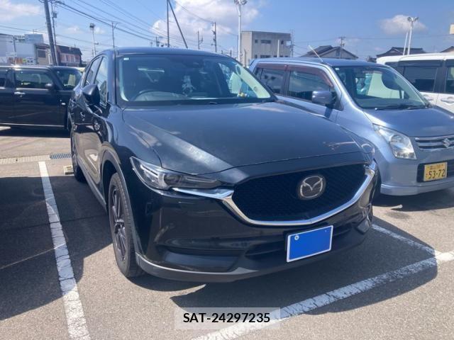 Mazda CX-5 2019-03 8314073-0