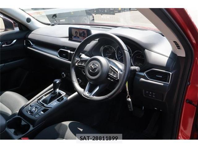 Mazda CX-5 2018-09 8314070-11