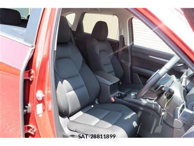Mazda CX-5 2018-09 8314070-12