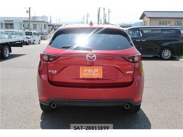 Mazda CX-5 2018-09 8314070-18