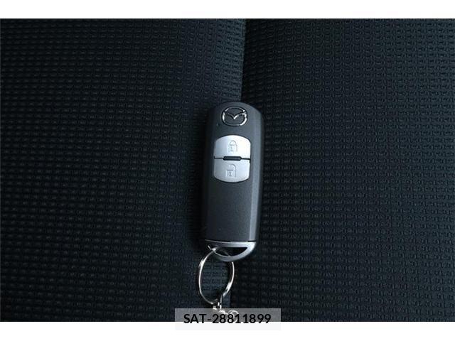 Mazda CX-5 2018-09 8314070-24