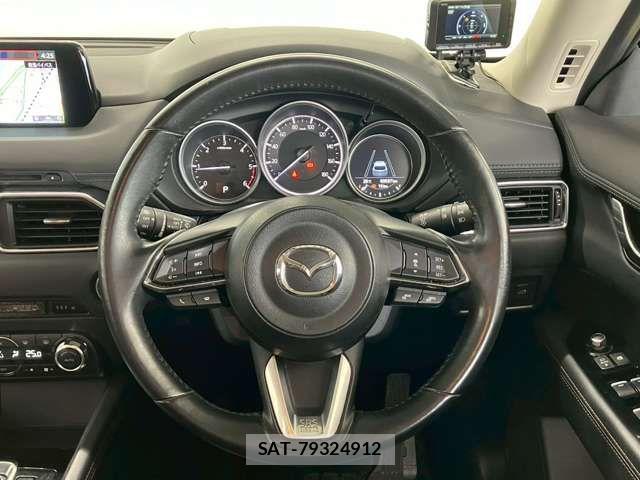 Mazda CX-5 2018-03 8314071-9