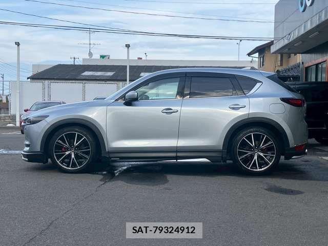 Mazda CX-5 2018-03 8314071-14