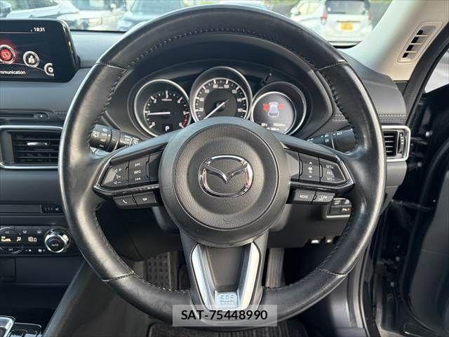 Mazda CX-5 2017-09 8335495-12