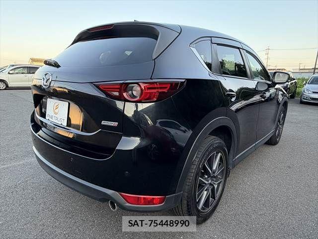 Mazda CX-5 2017-09 8335495-19