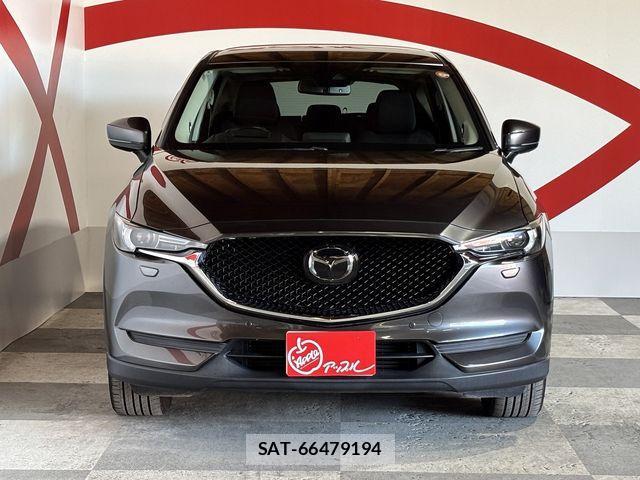 Mazda CX-5 2018-03 8354287-3