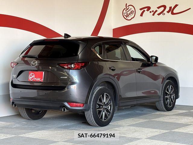 Mazda CX-5 2018-03 8354287-5