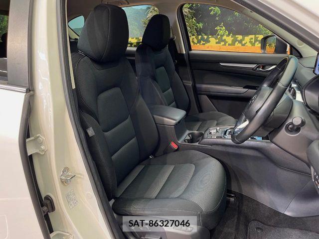 Mazda CX-5 2019-01 8365399-9