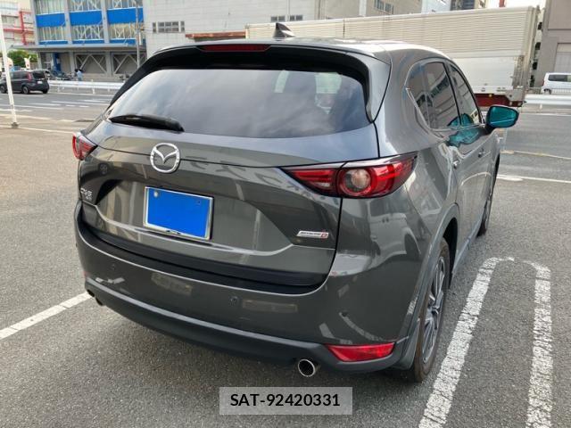Mazda CX-5 2017-05 8365402-1