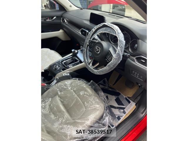 Mazda CX-5 2017-11 8411895-15
