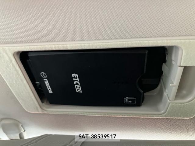Mazda CX-5 2017-11 8411895-27