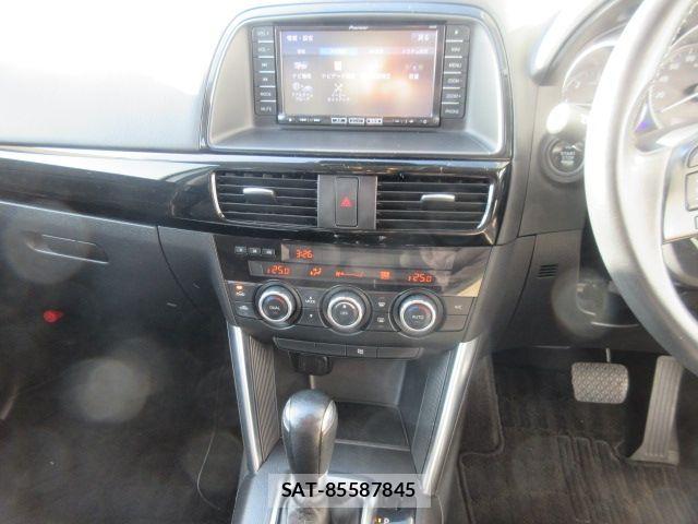 Mazda CX-5 2015-01 8411910-12