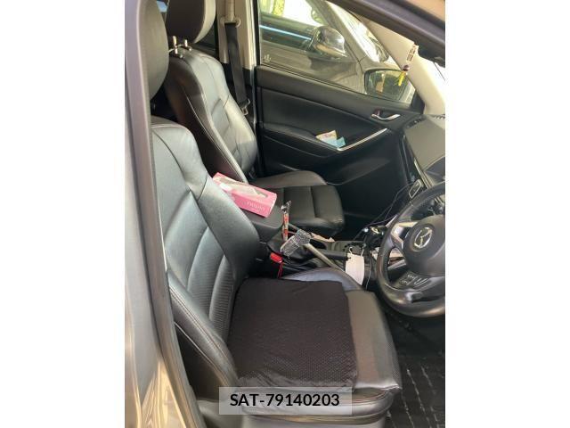 Mazda CX-5 2013-09 8411909-10