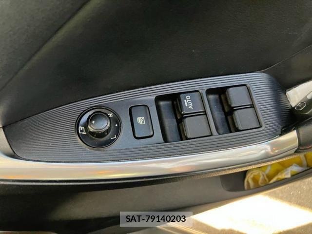 Mazda CX-5 2013-09 8411909-12