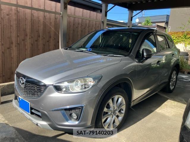 Mazda CX-5 2013-09 8411909-1