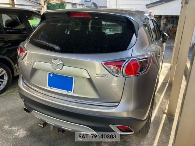 Mazda CX-5 2013-09 8411909-2