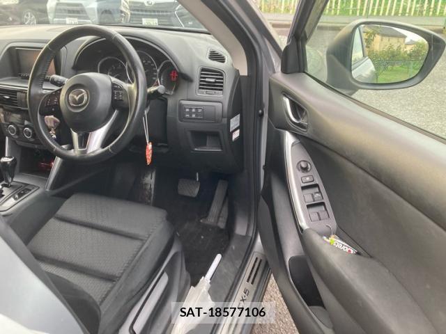 Mazda CX-5 2012-05 8457303-13