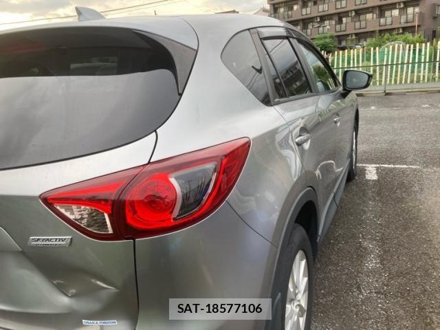 Mazda CX-5 2012-05 8457303-4