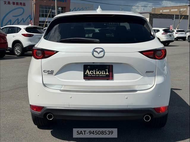 Mazda CX-5 2018-04 8457292-3