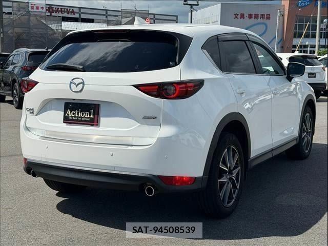 Mazda CX-5 2018-04 8457292-4