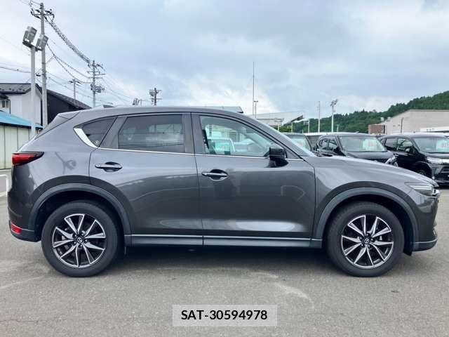 Mazda CX-5 2017-08 8457297-17