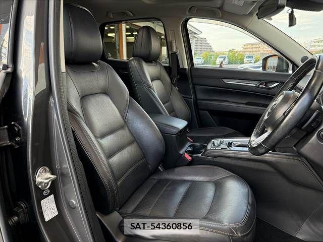 Mazda CX-5 2017-08 8561631-15
