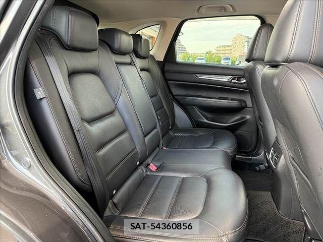 Mazda CX-5 2017-08 8561631-17