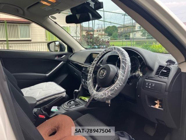 Mazda CX-5 2013-10 8561635-9