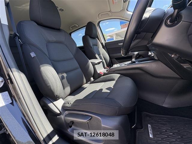 Mazda CX-5 2017-06 8626378-16